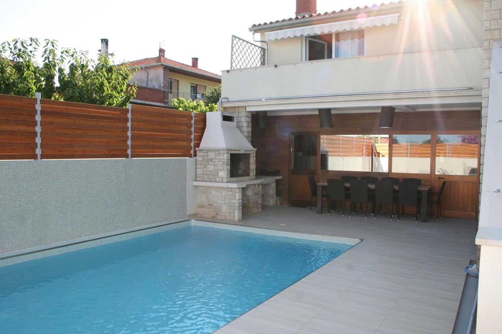 Suton Villa *